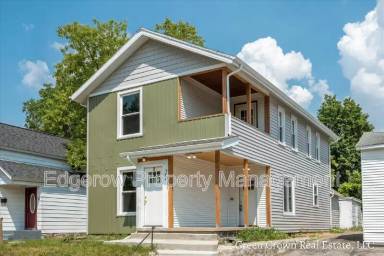 Main picture of 22 Deloney Ave SW