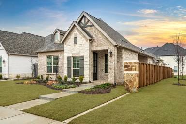 Main picture of 1705 Victoria Pl