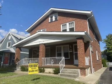 Main picture of 906 Thomas Rd