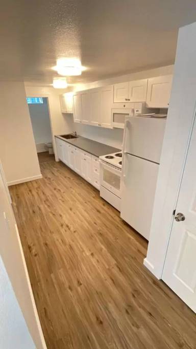 Main picture of 114 N Mill St