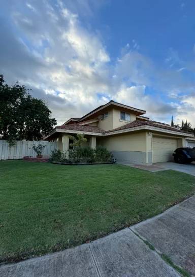 Main picture of 91-1006 Hokunui St