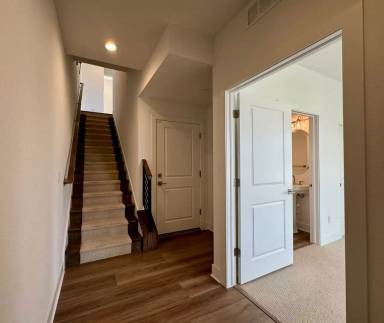 Main picture of 706 Saddle Dr