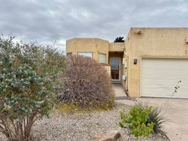 Main picture of 13136 Verbena Pl NE