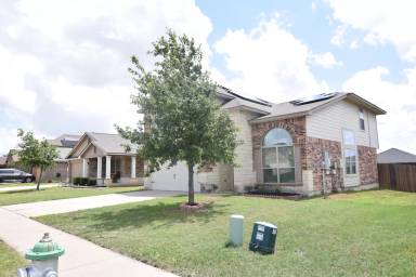 Main picture of 6400 Clear Brook Dr