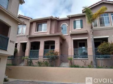 Main picture of 938 Camino de la Reina