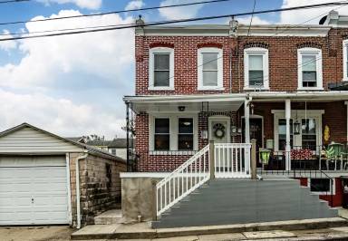 Main picture of 42 Stewart St