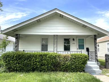 Main picture of 1408 Hoefgen St