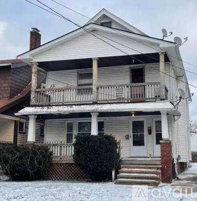 Main picture of 3495 W 99th St