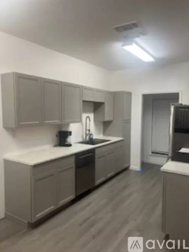 Main picture of 123 Collett Ct