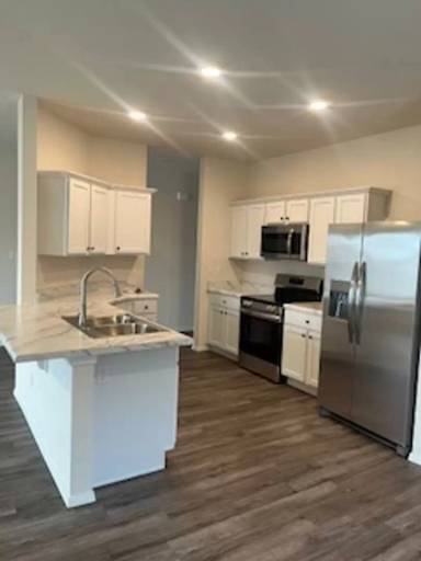 Main picture of 8107 Regency Way