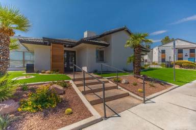 Main picture of Allora at Spring Valley