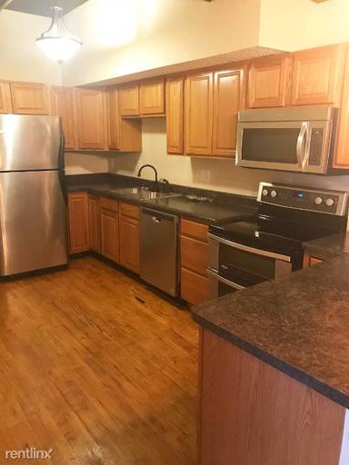 Main picture of 159 W Pearl St