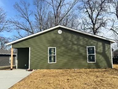 Main picture of 612 Oak St