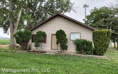 Main picture of 15979 Lake Ave