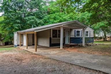 Main picture of 26 Mockingbird Dr