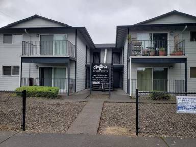 Main picture of 10304 NE Wygant St