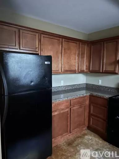 Main picture of 2 Iris Dr