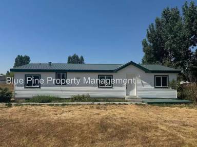 Main picture of 6405 N 13th E