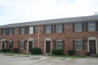 Main picture of 140 MAPLE HILL DR - P2 - 6