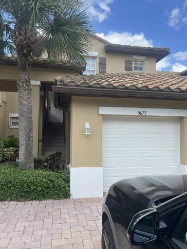 Main picture of 8075 NW 127th Ln
