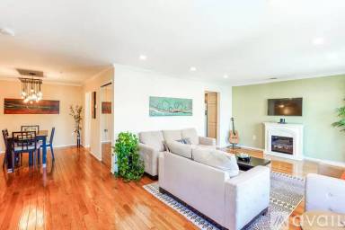 Main picture of 234 Matthews Dr