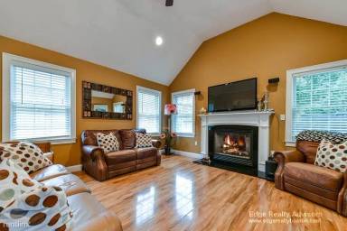 Main picture of 42 Wellesley Rd