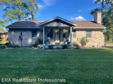 Main picture of 329 Compaz Rd