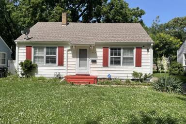 Main picture of 1931 SW Randolph Ave