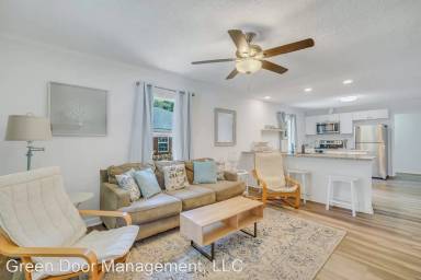 Main picture of 3214 Hazel St