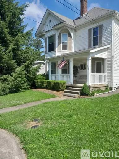Main picture of 206 N Clayton St