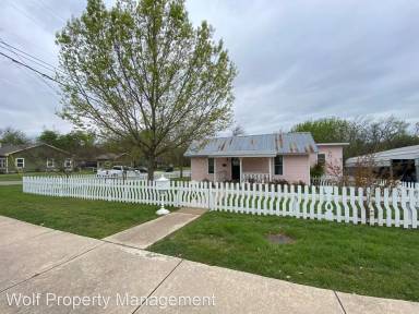 Main picture of 312 S College St