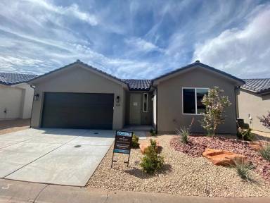 Main picture of 840 N Twin Lakes Dr