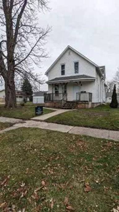 Main picture of 1430 32nd St