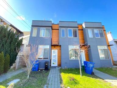 Main picture of 3019 21st Ave W