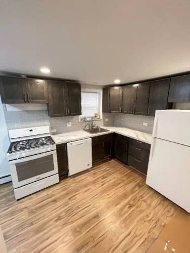 Main picture of 6036 W Lawrence Ave