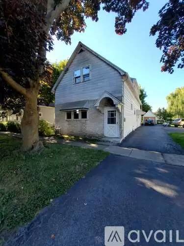 Main picture of 116 10th Ave