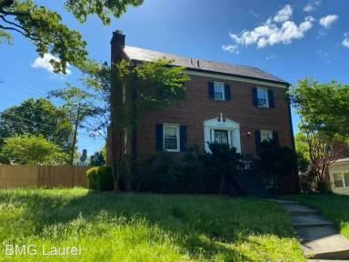 Main picture of 2600 Branch Ave SE