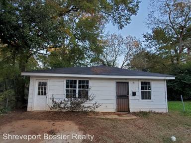 Main picture of 6117 Willard Ave