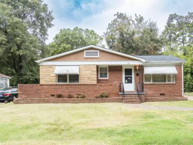 Main picture of 3830 Bristol Dr