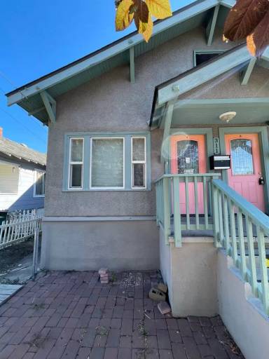 Main picture of 311 N 9th St