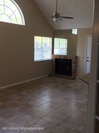 Main picture of 625 Greencove Ter