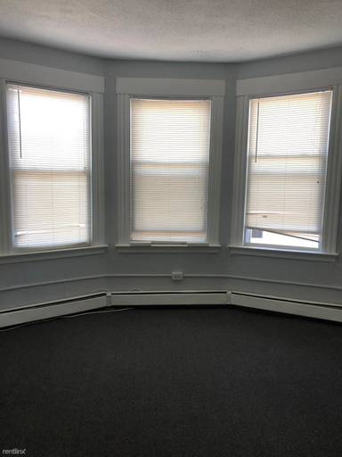 Main picture of 210 Wolcott St