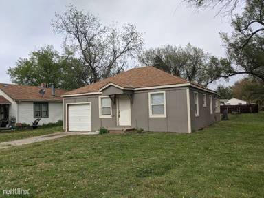 Main picture of 736 S Everett St