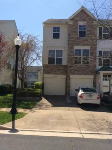 Main picture of 43523 Laidlow St