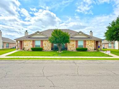 Main picture of 9836 Salem Way