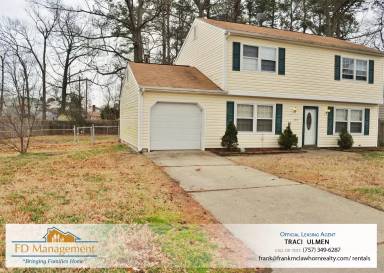 Main picture of 744 E Little Back River Rd