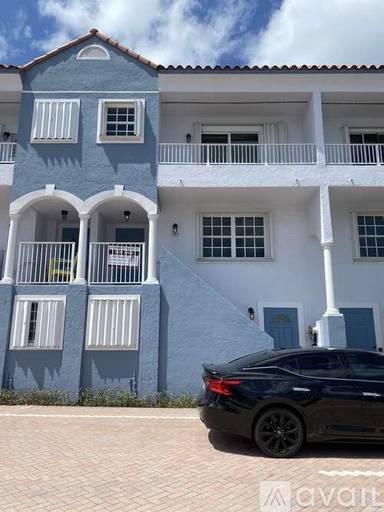 Main picture of 349 Virginia St