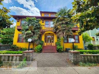 Main picture of 2934 SE Morrison St