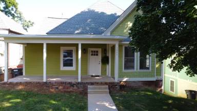 Main picture of 1401 Forest Ave