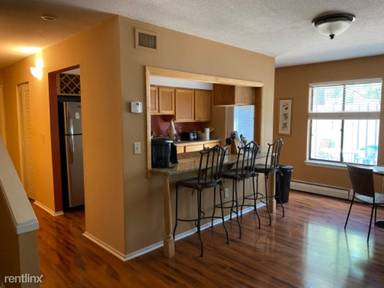 Main picture of 1 Talcott Forest Rd